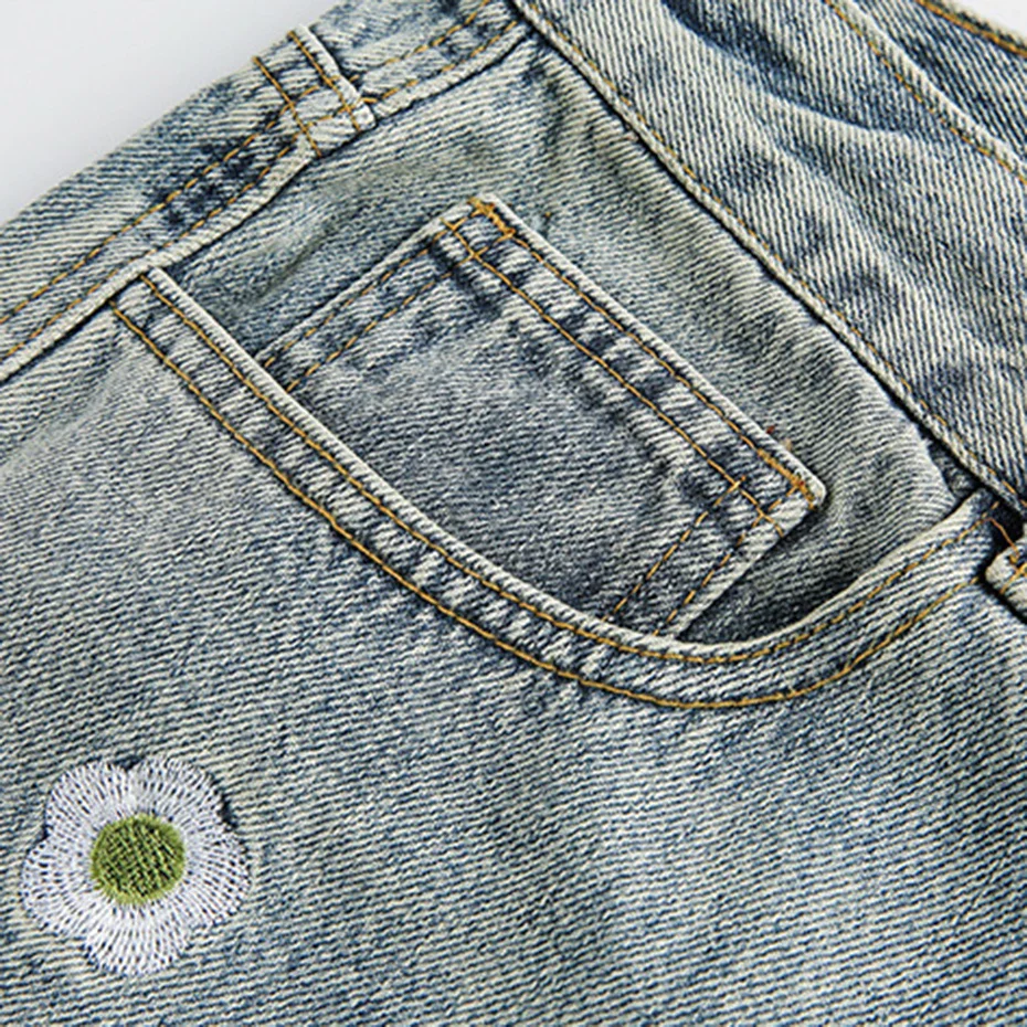 Embroidered Denim Shorts - 刺繍 - Image 7
