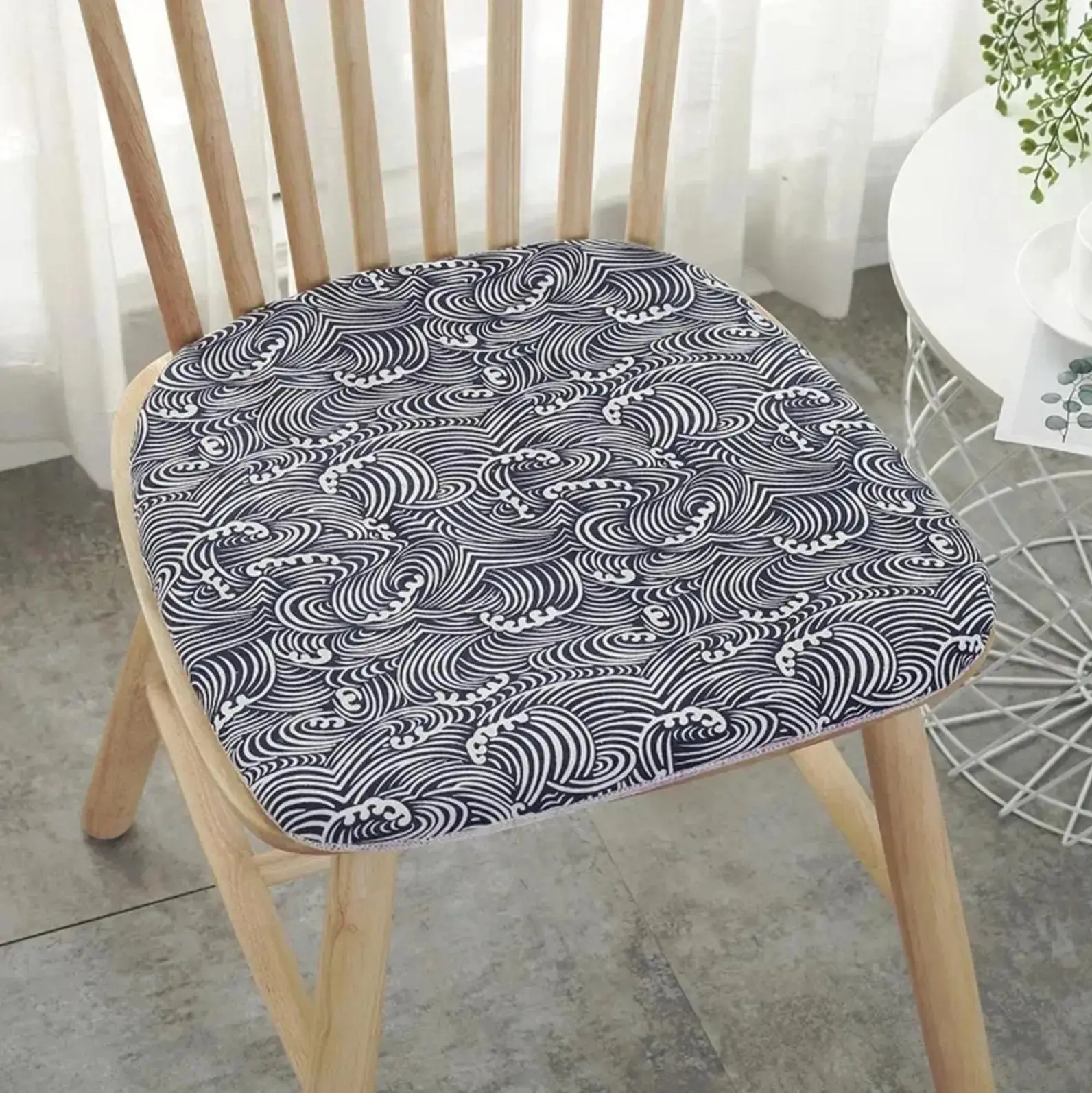 Flat Japanese cushion for chair 'Kasuga' - Image 3